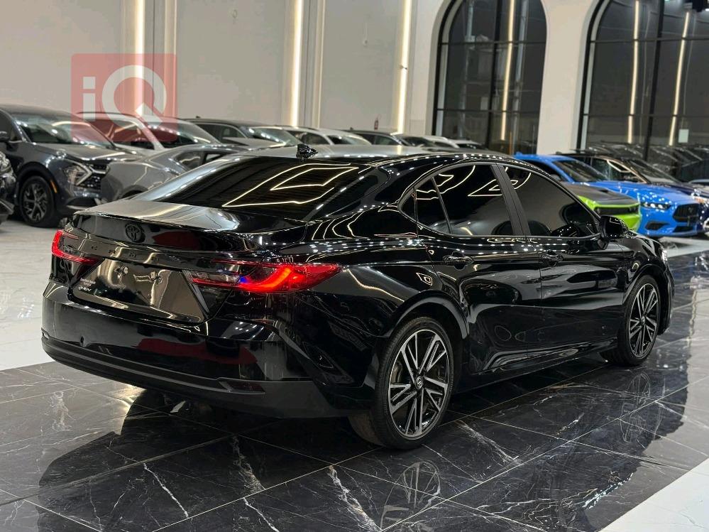 تۆیۆتا کامری